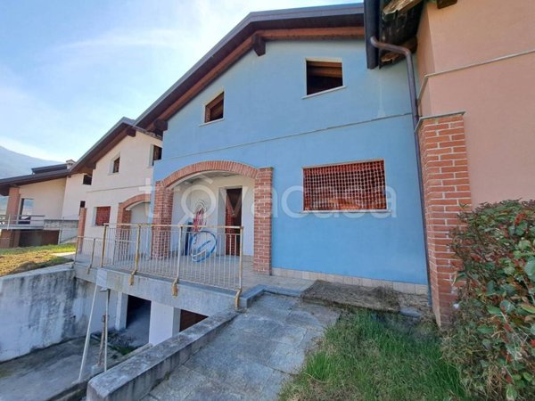 casa indipendente in vendita a Saluzzo in zona Castellar