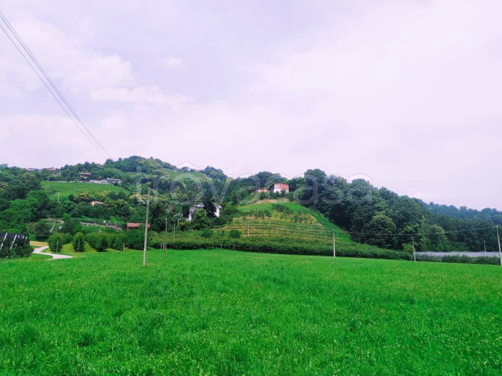 casa indipendente in vendita a Saluzzo in zona Castellar