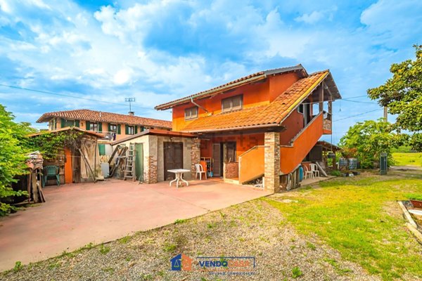 casa indipendente in vendita a Saluzzo