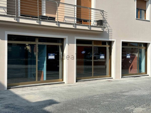 locale commerciale in vendita a Saluzzo