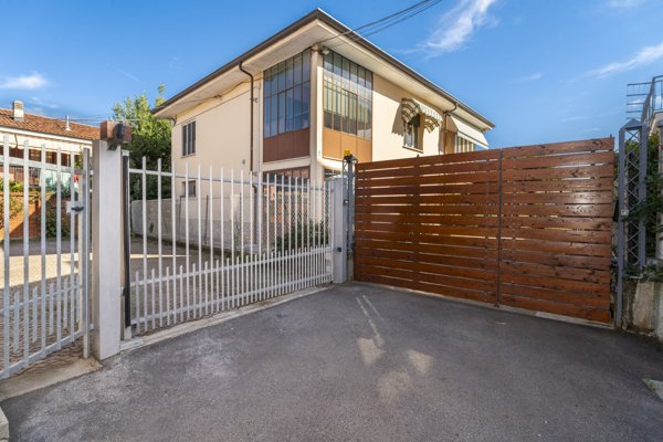 casa indipendente in vendita a Saluzzo