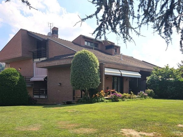casa indipendente in vendita a Saluzzo in zona San Lazzaro