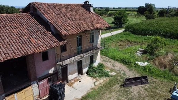 quadrivano in vendita a Saluzzo in zona Cervignasco