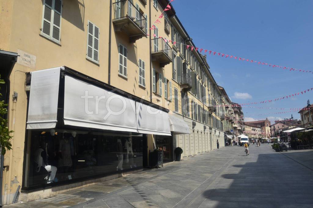 negozio in vendita a Saluzzo