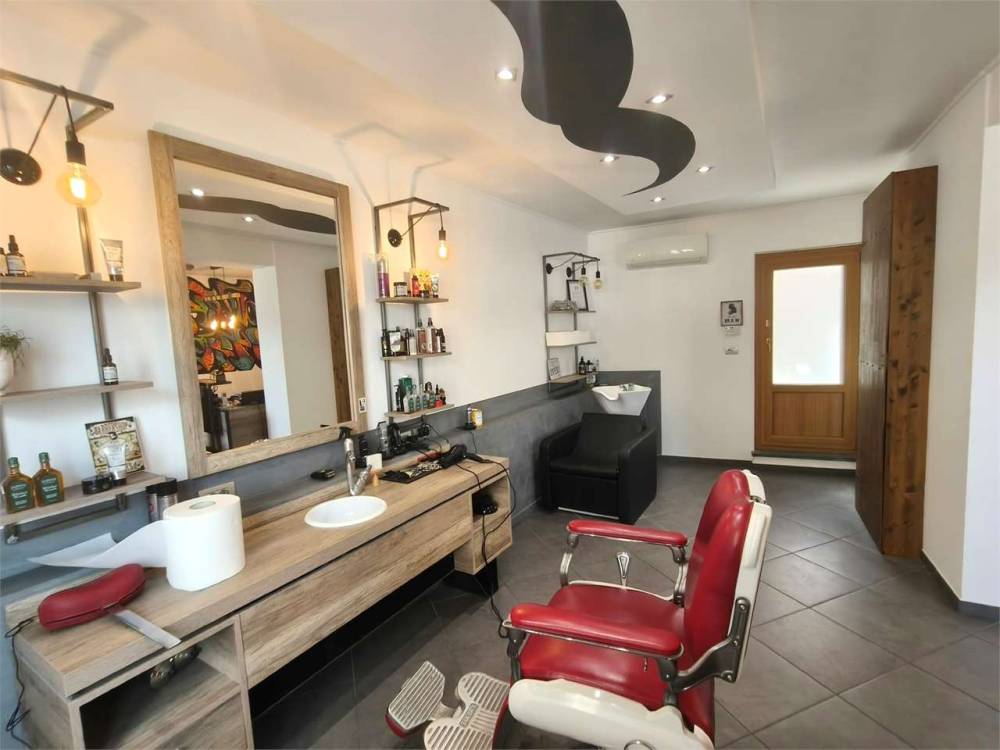locale di sgombero in vendita a Saluzzo