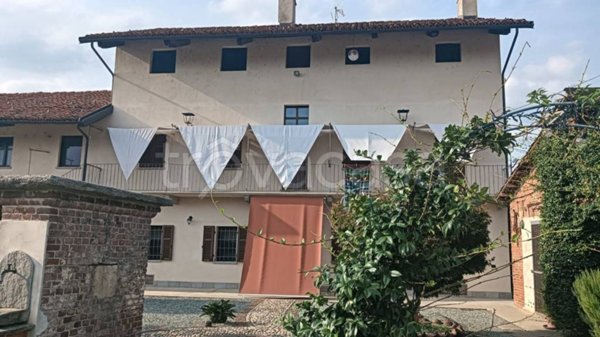 casa indipendente in vendita a Saluzzo