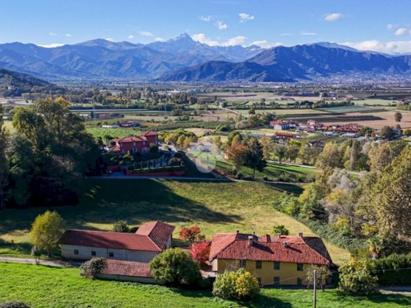 casa indipendente in vendita a Saluzzo in zona San Lazzaro