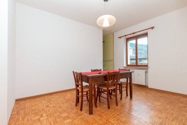 appartamento in vendita a Sampeyre