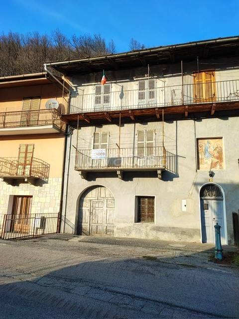 quadrivano in vendita a Sampeyre