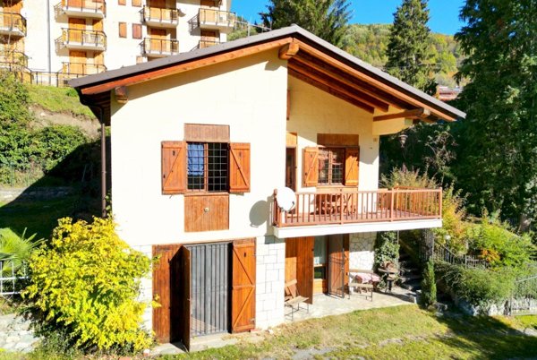 casa indipendente in vendita a Sampeyre