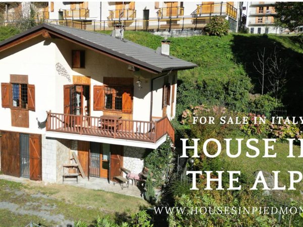 casa indipendente in vendita a Sampeyre