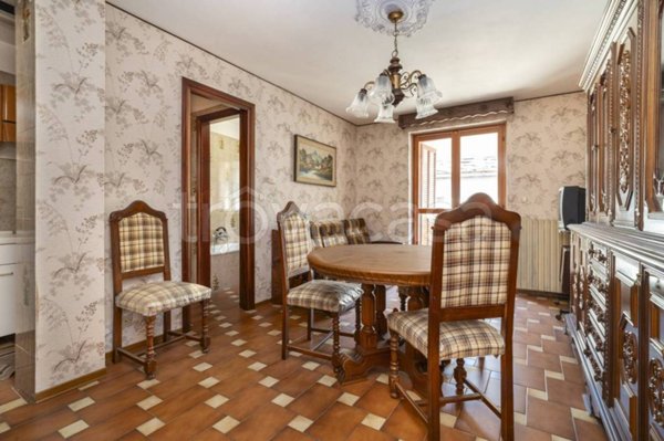 appartamento in vendita a Sampeyre