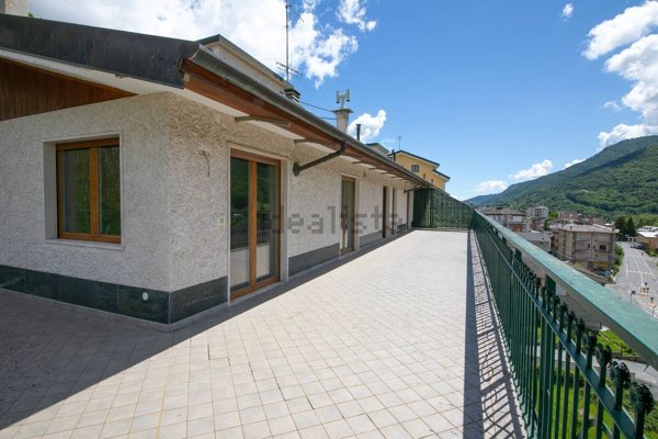 appartamento in vendita a Sampeyre