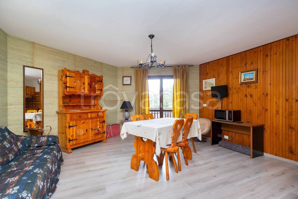 appartamento in vendita a Sampeyre