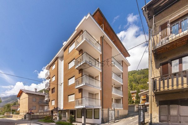 appartamento in vendita a Sampeyre