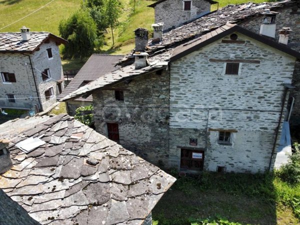 appartamento in vendita a Sampeyre