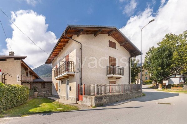 appartamento in vendita a Sampeyre