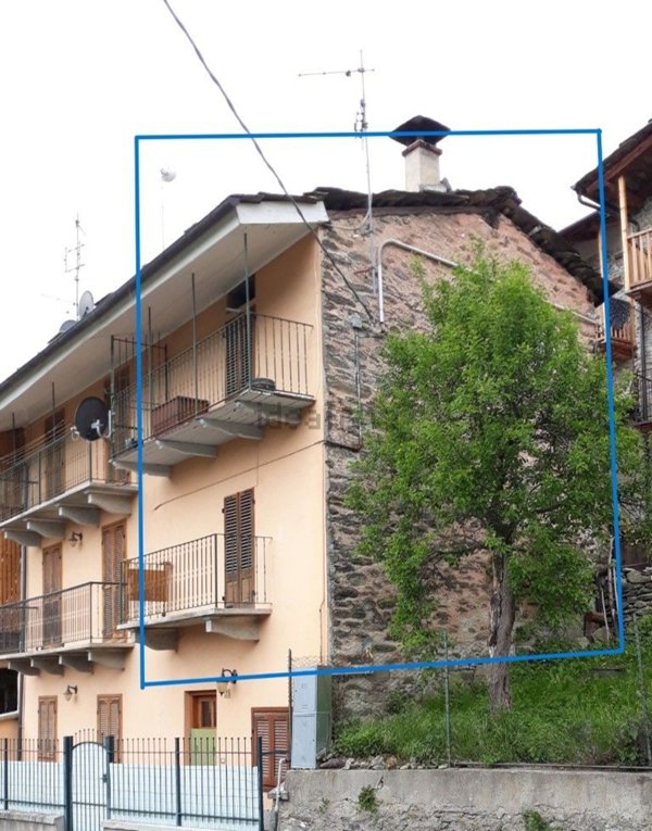 appartamento in vendita a Sampeyre