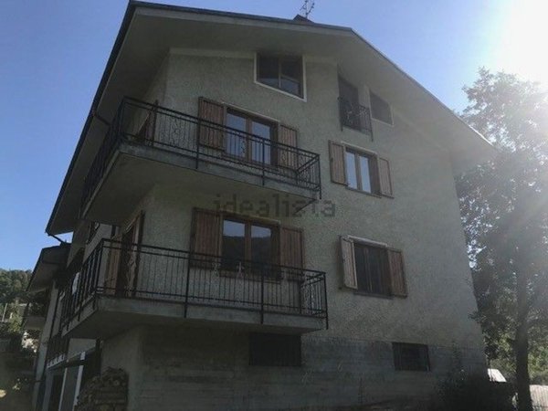 appartamento in vendita a Sampeyre