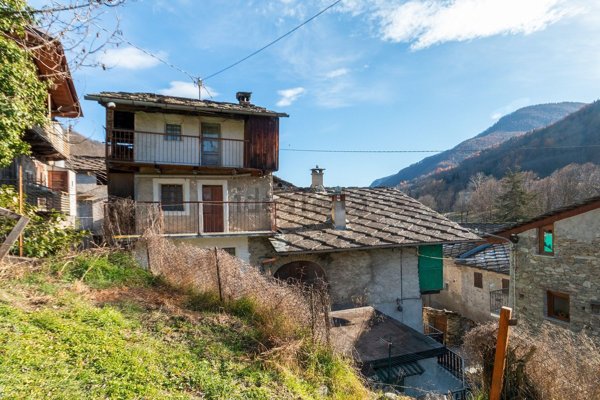 appartamento in vendita a Sampeyre