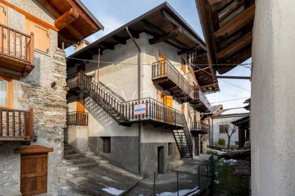 appartamento in vendita a Sampeyre