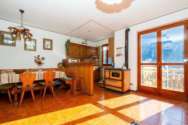 appartamento in vendita a Sampeyre