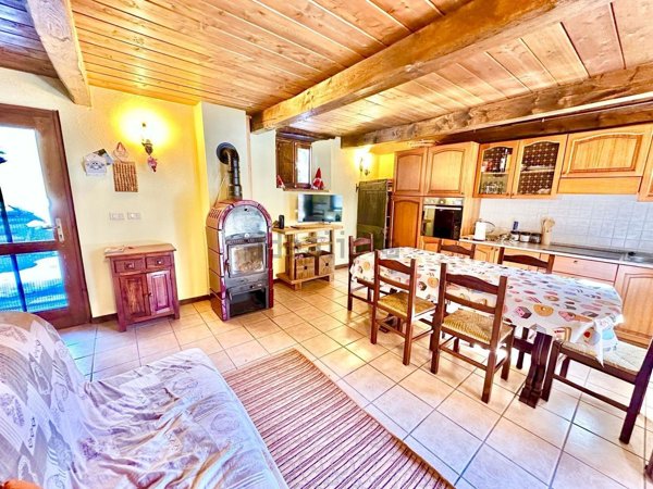 casa indipendente in vendita a Sampeyre