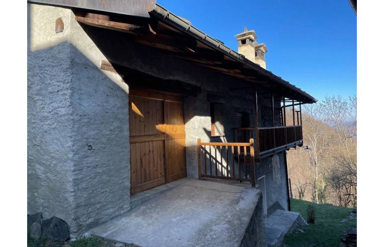 casa indipendente in vendita a Sampeyre