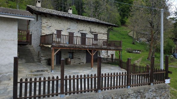 quadrivano in vendita a Sampeyre