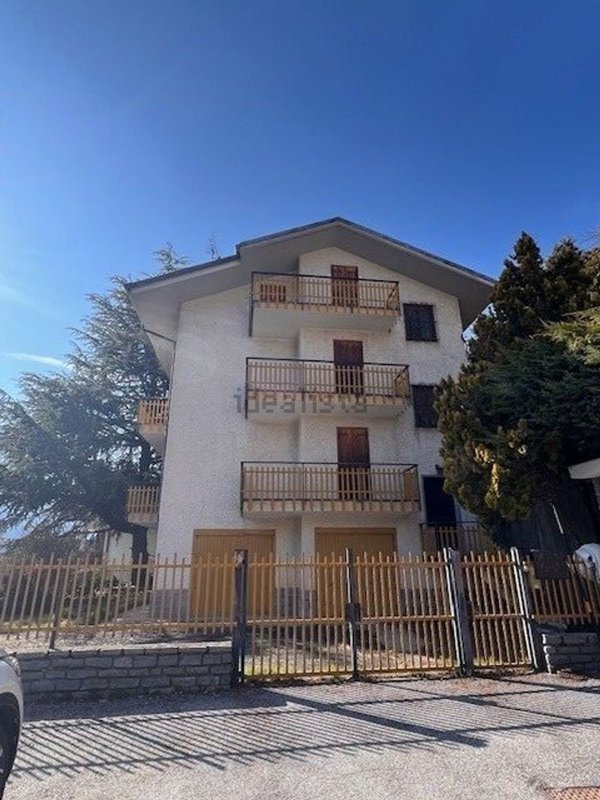 appartamento in vendita a Sampeyre