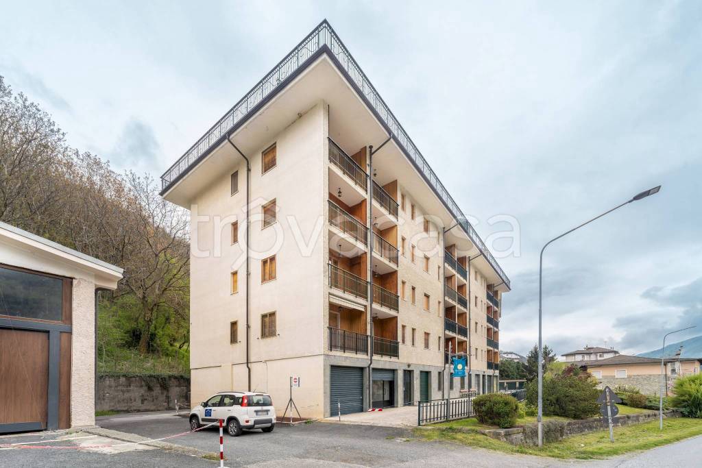 appartamento in vendita a Sampeyre in zona Villaretto
