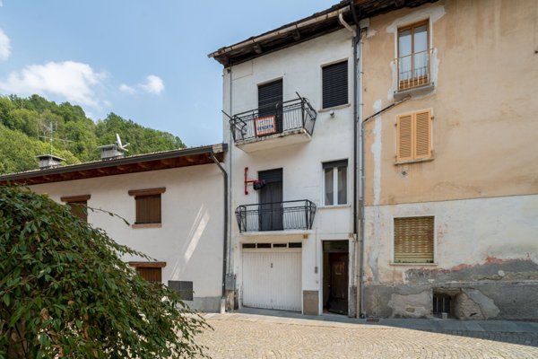 appartamento in vendita a Sampeyre in zona Villaretto