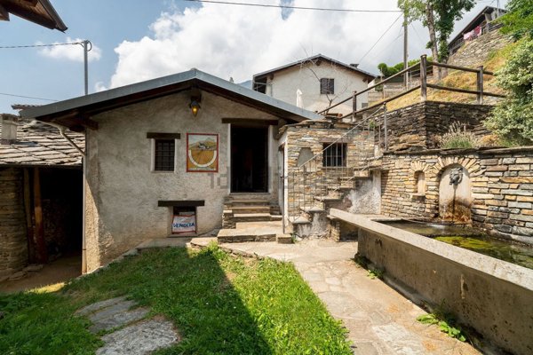 appartamento in vendita a Sampeyre in zona Villaretto