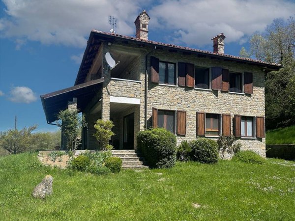 casa indipendente in vendita a San Benedetto Belbo