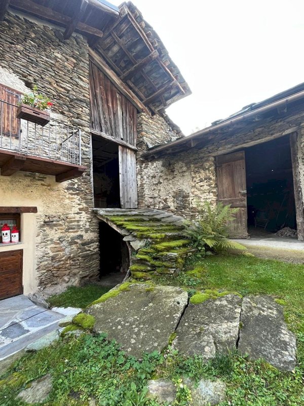 appartamento in vendita a San Damiano Macra