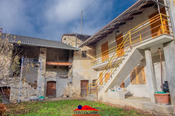 casa indipendente in vendita a San Damiano Macra
