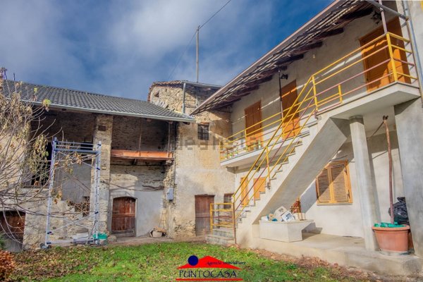 appartamento in vendita a San Damiano Macra