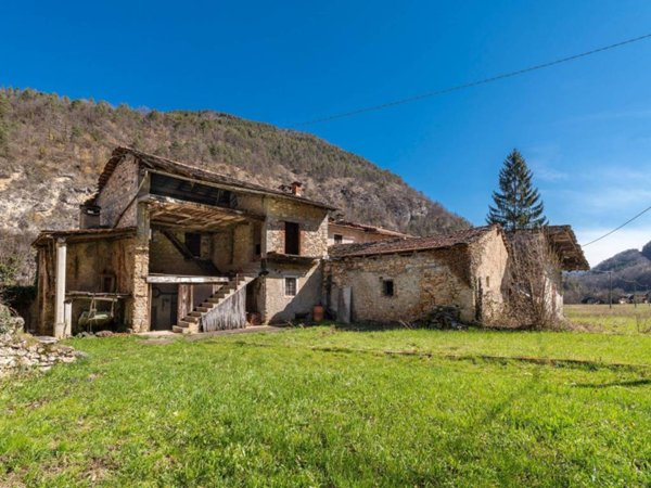 casa indipendente in vendita a San Damiano Macra in zona Lottulo