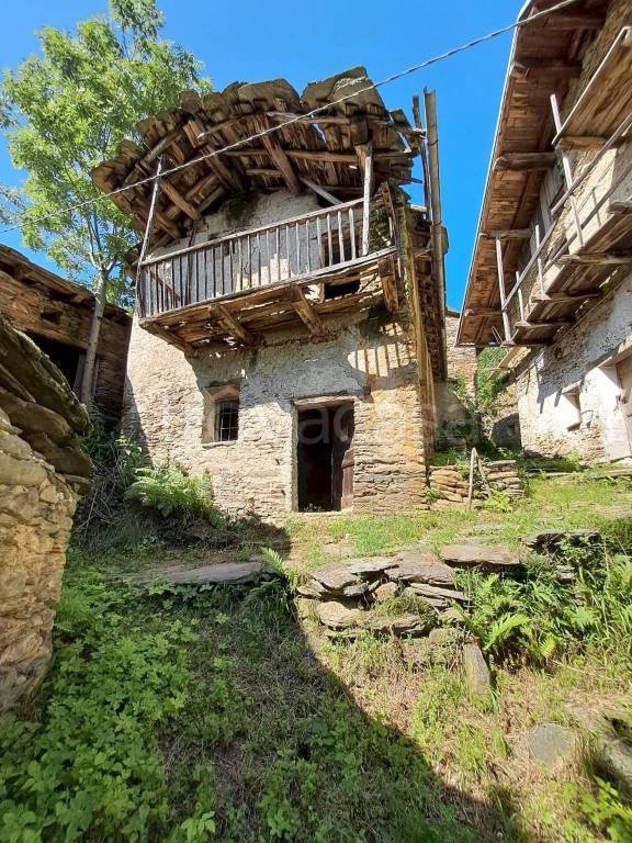 quadrivano in vendita a San Damiano Macra