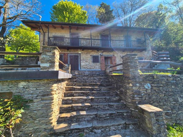 casa indipendente in vendita a San Damiano Macra
