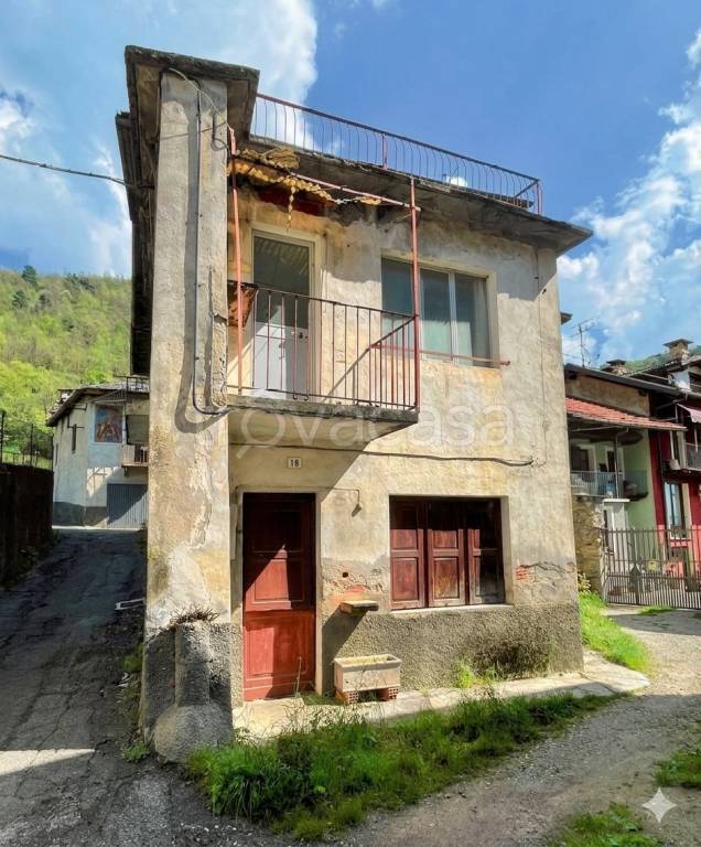 appartamento in vendita a San Damiano Macra