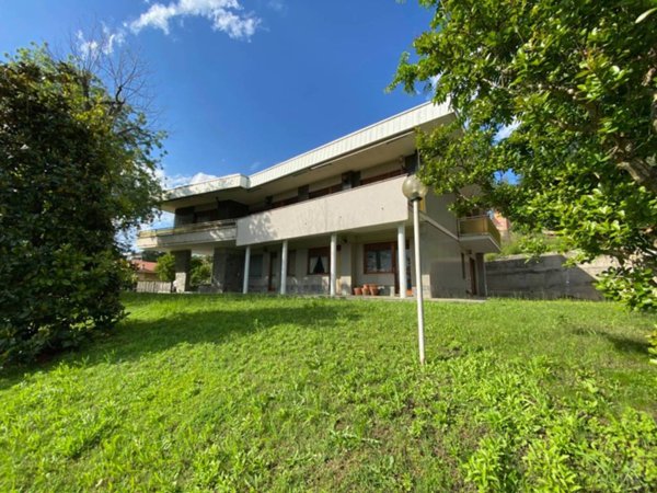 casa indipendente in vendita a Sanfrè