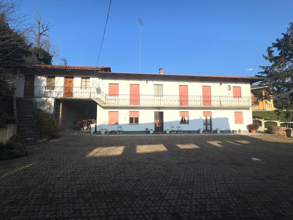casa indipendente in vendita a Sanfrè