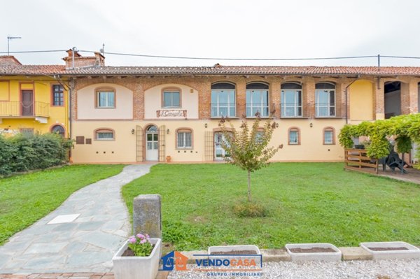 casa indipendente in vendita a Sanfrè in zona Motta