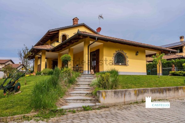 casa indipendente in vendita a Sanfrè