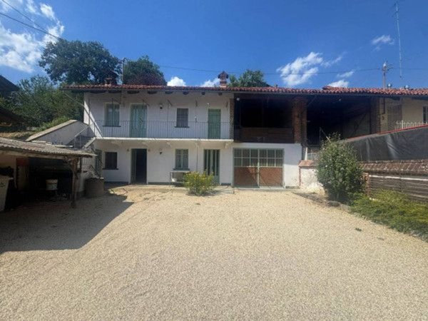 casa indipendente in vendita a Sanfrè