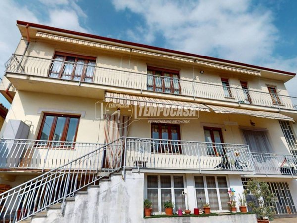 casa indipendente in vendita a Sanfrè