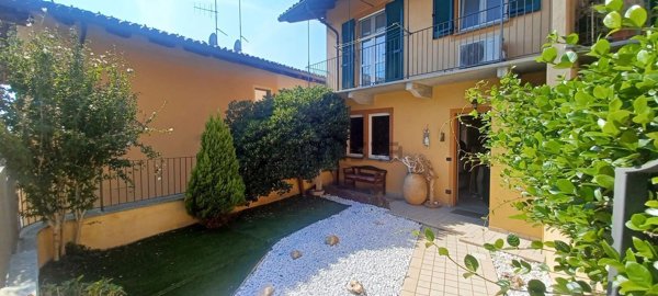 casa indipendente in vendita a Sanfrè