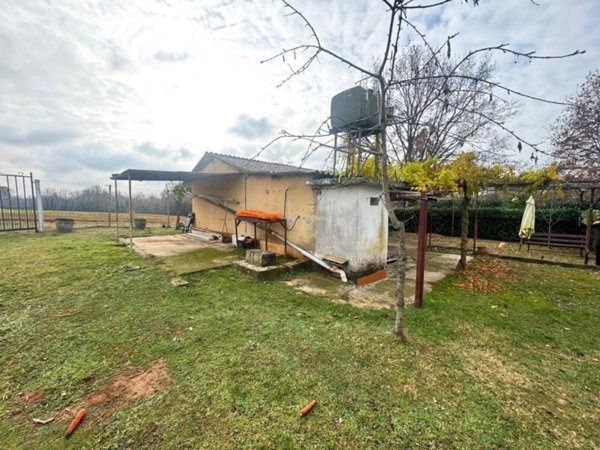 casa indipendente in vendita a Sanfrè