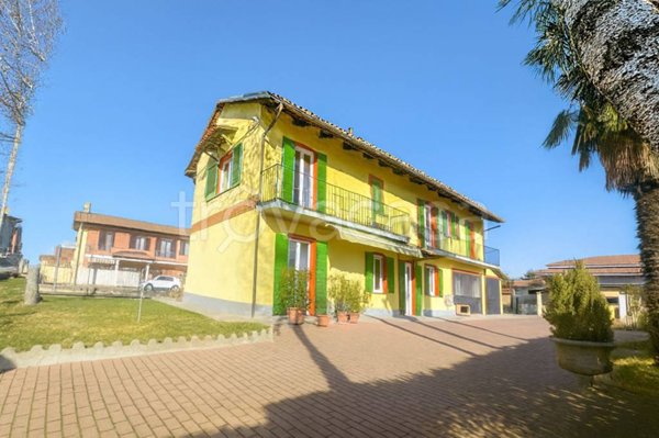 casa indipendente in vendita a Sanfrè